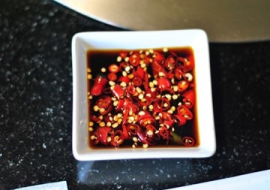 <strong>อ่านเพิ่มเติมเกี่ยวกับ</strong><br>น้ำปลาสีดำ กินได้หรือไม่?? น้ำปลาสีดำ กินได้หรือไม่??