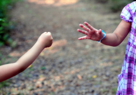 <strong>อ่านเพิ่มเติมเกี่ยวกับ</strong><br>วิธีการเอาชนะเกมเปายิงฉุบตามแบบฉบับนักคณิตศาสตร์ วิธีการเอาชนะเกมเปายิงฉุบตามแบบฉบับนักคณิตศาสตร์