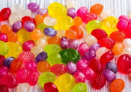 <strong>อ่านเพิ่มเติมเกี่ยวกับ</strong><br>เรื่องน่ารู้เกี่ยวกับลูกอม เรื่องน่ารู้เกี่ยวกับลูกอม