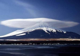 <strong>อ่านเพิ่มเติมเกี่ยวกับ</strong><br>รู้จักกับเมฆจานบิน รู้จักกับเมฆจานบิน