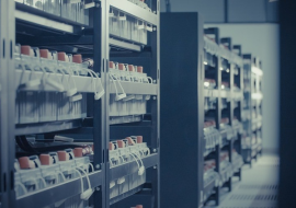 <strong>อ่านเพิ่มเติมเกี่ยวกับ</strong><br>ทำความรู้จัก Data Center ทำความรู้จัก Data Center